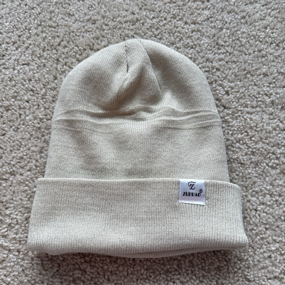 3-Pack Zuppad Women’s Multi-Colored Satin Lined Beanies - Picture 4 of 8
